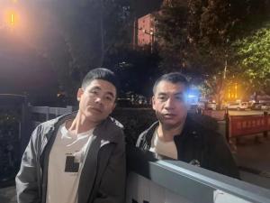 市文旅集團(tuán)一線戰(zhàn)“疫”之：古有木蘭替父從軍，今有老翁代子抗“疫”——集團(tuán)員工父子王小強(qiáng)、王浩的抗“疫”故事