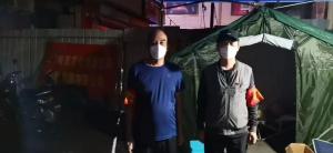 市文旅集團(tuán)一線戰(zhàn)“疫”之：黨旗飄揚(yáng)在門外，黨旗扎根在心里，53歲和35歲黨員成絕佳搭檔