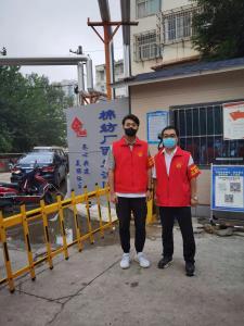 市文旅集團一線戰“疫”之：“帥飛了”組合秒變“救火勇士”，“暖心”大白全心全意為居民服務